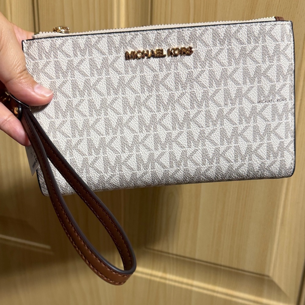 Brand New Michael Kors Beige and Brown Monogram Clutch/wristlet/wallet